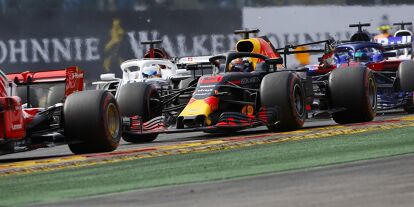 Foto zur News: Kimi Räikkönen, Daniel Ricciardo, Marcus Ericsson, Brendon Hartley