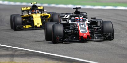 Foto zur News: Romain Grosjean, Carlos Sainz