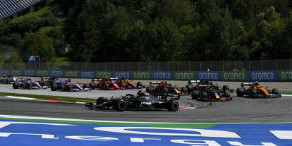 Foto zur News: Valtteri Bottas, Max Verstappen, Alexander Albon, Lando Norris, Lewis Hamilton