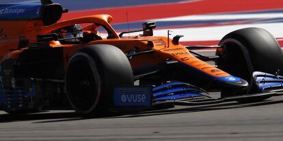 Foto zur News: Daniel Ricciardo im McLaren MCL35M der Formel 1 2021 in Austin