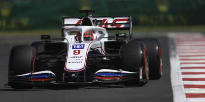 Foto zur News: Nikita Masepin (Haas) im Training zum Formel-1-Rennen in Mexiko 2021