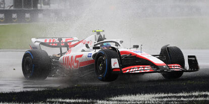 Foto zur News: Mick Schumacher (Haas VF-22) im Qualifying zum Formel-1-Rennen in Kanada 2022