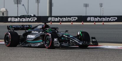 Foto zur News: George Russell im Mercedes W14 beim Grand Prix von Bahrain 2023