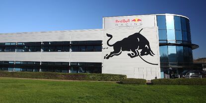 Foto zur News: Das Red-Bull-Werk für die Formel 1 in Milton Keynes in England