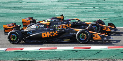 Foto zur News: Lando Norris und Oscar Piastri (McLaren MCL60) beim Formel-1-Rennen in Japan 2023