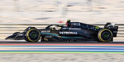 Foto zur News: Lewis Hamilton im Mercedes W14 beim Formel-1-Qualifying in Katar 2023