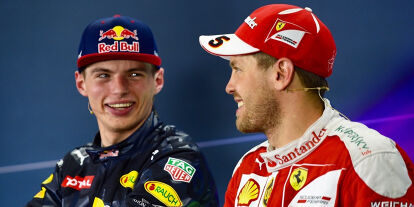 Foto zur News: Max Verstappen und Sebastian Vettel