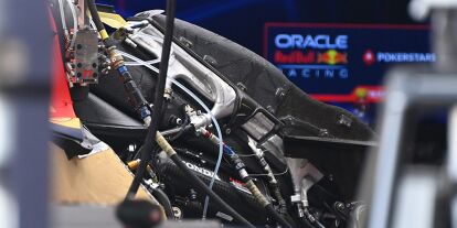 Foto zur News: Formel-1-Antrieb von Honda in einem Red Bull RB19 in der Saison 2023