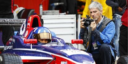Foto zur News: Damon Hill, Josh Hill, Formel Renault