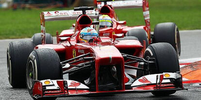 Foto zur News: Fernando Alonso, Felipe Massa