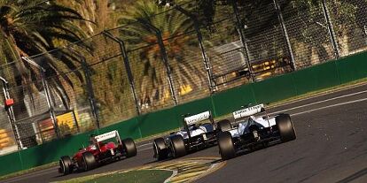 Foto zur News: Fernando Alonso, Pastor Maldonado, Sergio Perez