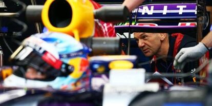 Foto zur News: Adrian Newey, Sebastian Vettel