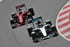 Foto zur News: Neuer Turbo: Hamilton fürchtet Ferrari mehr als Rosberg