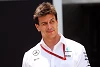 Foto zur News: Toto Wolff weist Lewis Hamilton in die Schranken