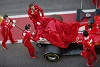 Foto zur News: Formel-1-Live-Ticker: Erstes größeres Problem bei Ferrari?