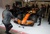 Foto zur News: McLaren weiter in Problemen: Alonso flüchtet in Galgenhumor