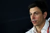 Foto zur News: Mit neuen Regeln unzufrieden: Toto Wolff fordert 1.225 PS