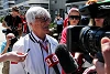 Foto zur News: Bernie Ecclestone &quot;befördert&quot;: Er nimmt&#039;s mit Humor ...