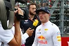 Foto zur News: Max Verstappen bestätigt: Fahre auch 2018 für Red Bull!