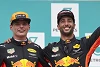 Foto zur News: Daniel Ricciardo von Max Verstappen unter Druck gesetzt