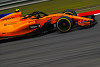 Foto zur News: Rad nicht fest: Rennkommissare bestrafen McLaren