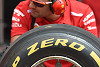 Foto zur News: Pirelli wehrt sich: Ferrari in Barcelona nicht benachteiligt