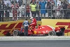 Foto zur News: Vettel nach Ausfall gefasst: Habe nicht sehr viel falsch