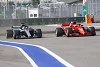 Foto zur News: &quot;Bin nicht böse&quot;: Hamilton verzeiht Vettel riskantes