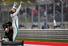Foto zur News: Vettel bis zur letzten Kurve vorne: Hamilton dank Sektor 3