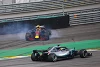 Foto zur News: Verstappen verliert Sieg nach Crash: War Attacke Ocons gutes