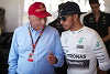 Foto zur News: Lewis Hamilton: Mit Niki Lauda nie über das Rennfahren