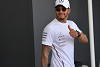 Foto zur News: Formel-1-Live-Ticker: Lewis Hamilton erhält Geschenk von