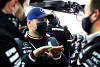 Foto zur News: &quot;Was für eine Theorie&quot;: Bottas wehrt sich gegen Russells