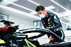 Foto zur News: Frankreich-Rennen verschoben: Demofahrt für Romain Grosjean