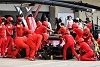 Foto zur News: Carlos Sainz: Ferrari muss die Boxenstopps in den Griff