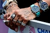 Foto zur News: Dreimal &quot;nein&quot;: Lewis Hamilton gibt in Piercing-Frage nicht