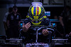 Foto zur News: FIA hat kein Problem mit Regenbogen-Helm von Lewis Hamilton