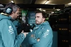 Foto zur News: Aston Martin staunt: Fernando Alonso &quot;doppelt so gut wie