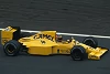 Foto zur News: Schlimmer Crash im Camel-Lotus: Brad Pitt ist Martin