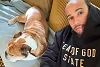 Foto zur News: Sorge um Roscoe: Hamilton bekommt bei jeder WhatsApp...