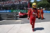 Foto zur News: Leclerc Schnellster, aber: Lewis Hamilton crasht im