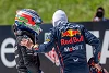 Foto zur News: Antonelli Helfer für Verstappen: War das die...