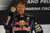 Foto zur News: 14. November 2010: Sebastian Vettel wird...