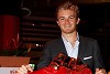 Foto zur News: Bandini-Trophäe an Rosberg übergeben