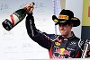 Foto zur News: Red Bull jubelt über Titelhattrick - und bleibt fokussiert