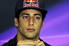 Foto zur News: Ricciardos roter Bulle in Spanien zu inkonstant