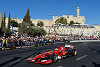 Ferrari und Marussia fahren vor 60.000 Fans in Jerusalem