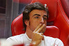 Foto zur News: Rot sieht Schwarz: Alonso packt für Canossa