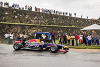 Foto zur News: Ricciardos exotische Fahrt auf Sri Lanka
