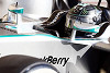 Foto zur News: Schluss mit Knöpfen-Memory: Rosberg &quot;fährt Autorennen&quot;